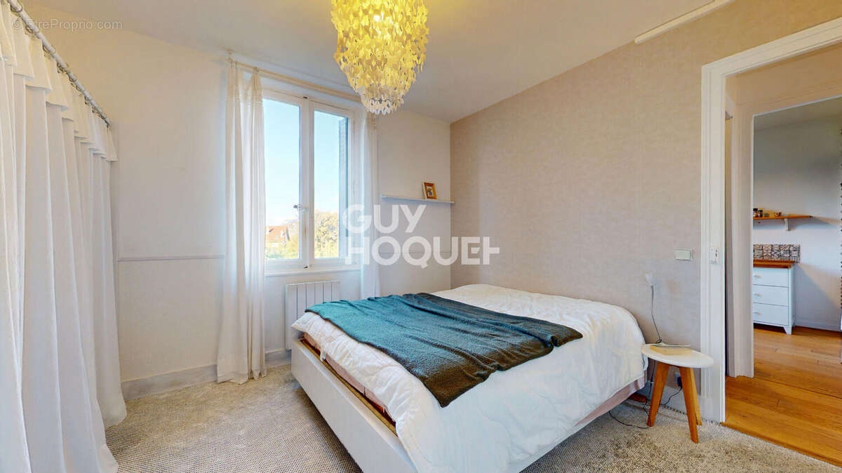 Appartement à AIX-LES-BAINS