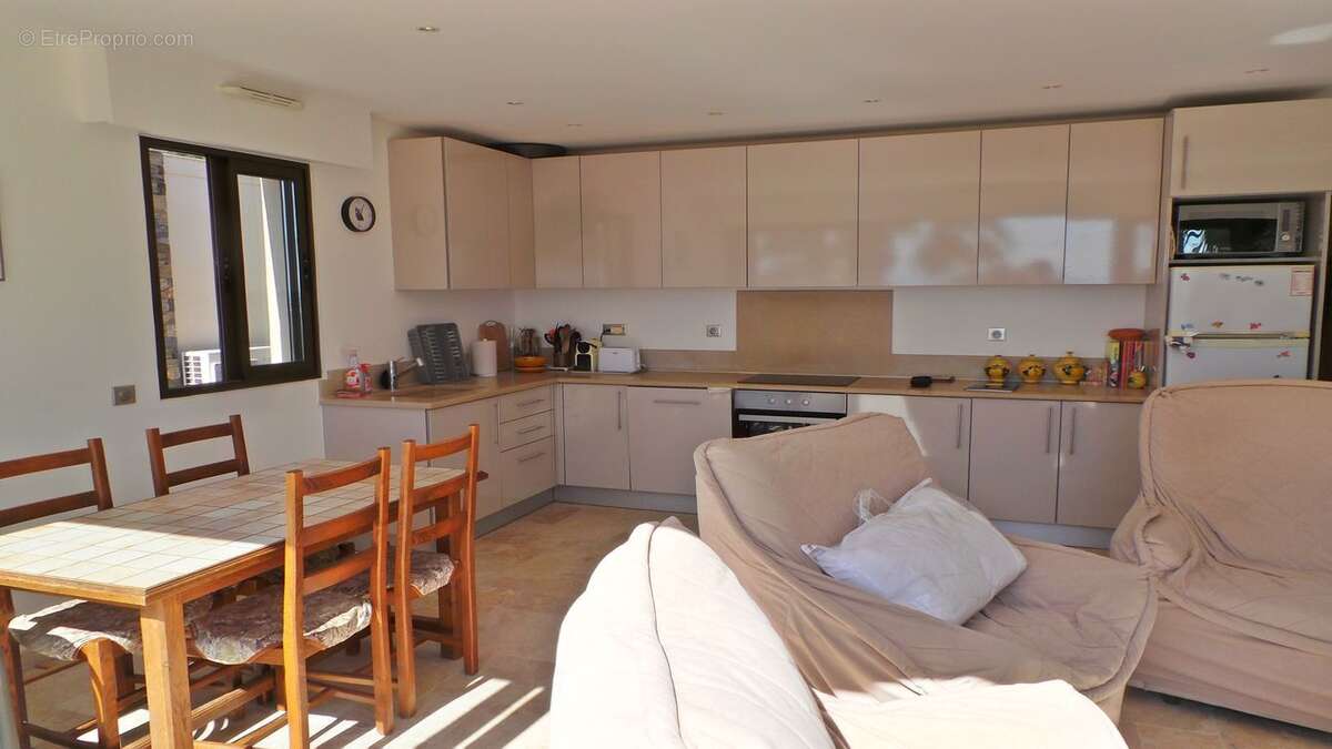 Appartement à LES ISSAMBRES