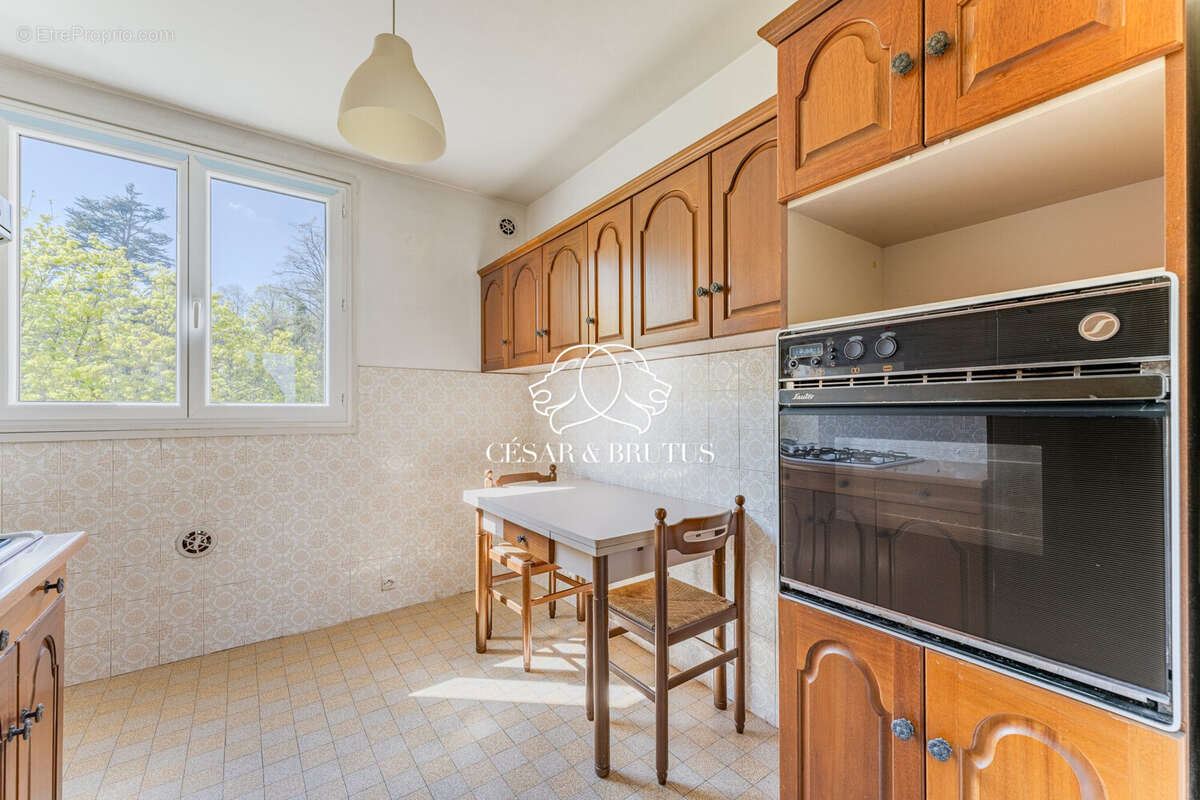 Appartement à LA MULATIERE