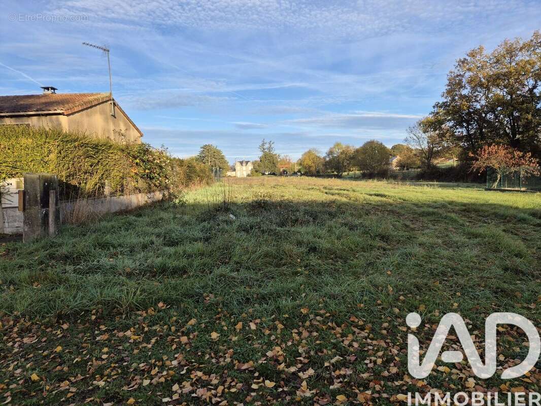 Photo 4 - Terrain à CERSAY