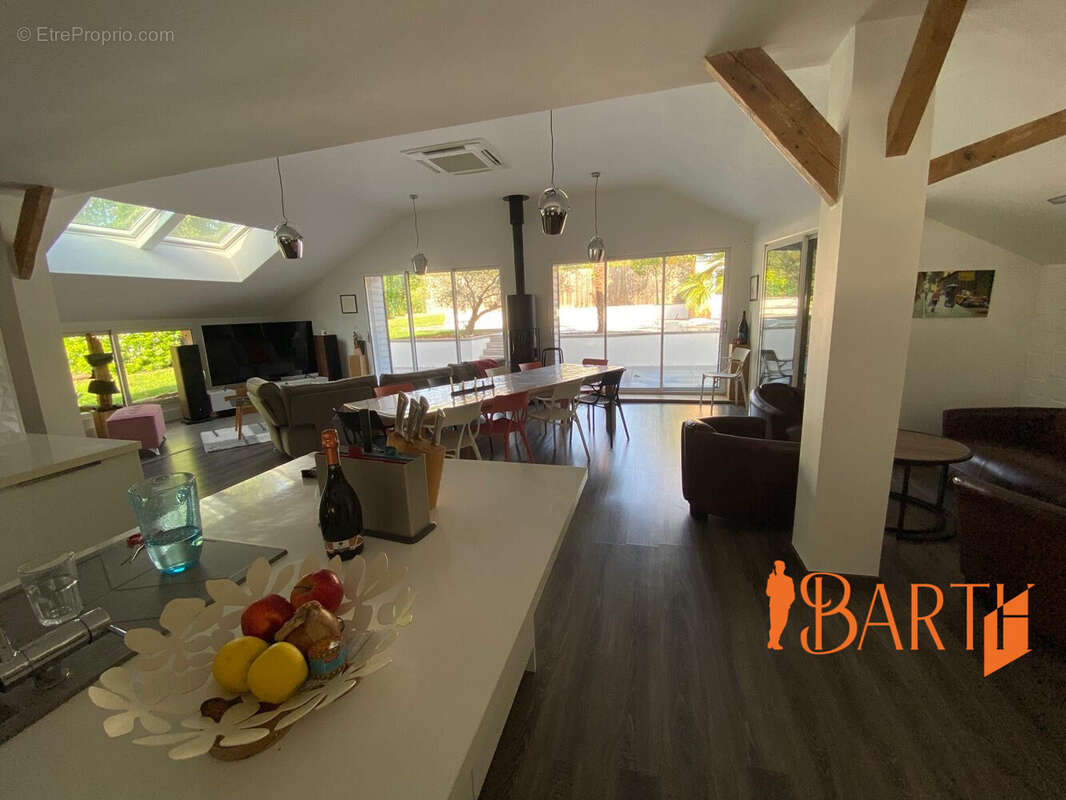 Maison à SAINT-GERMAIN-DU-PUY