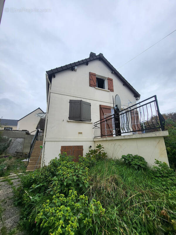 Maison à STAINS