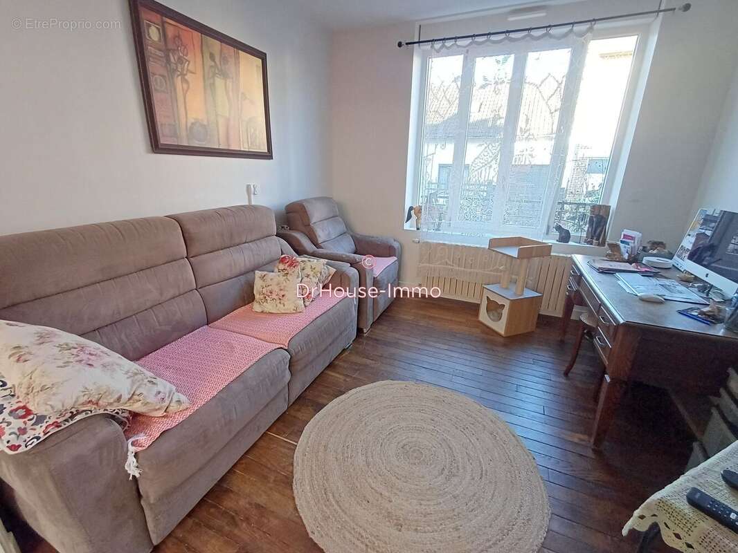 Maison à SAINT-QUENTIN