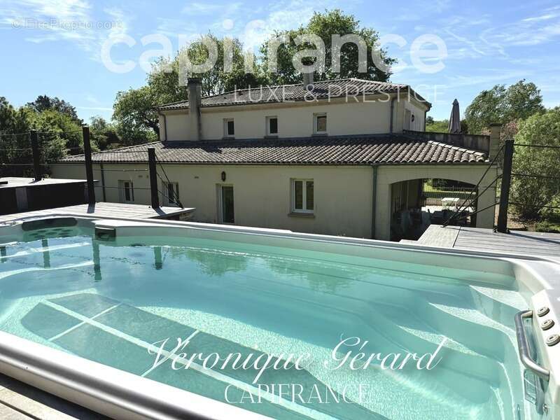 Maison à SALLEBOEUF