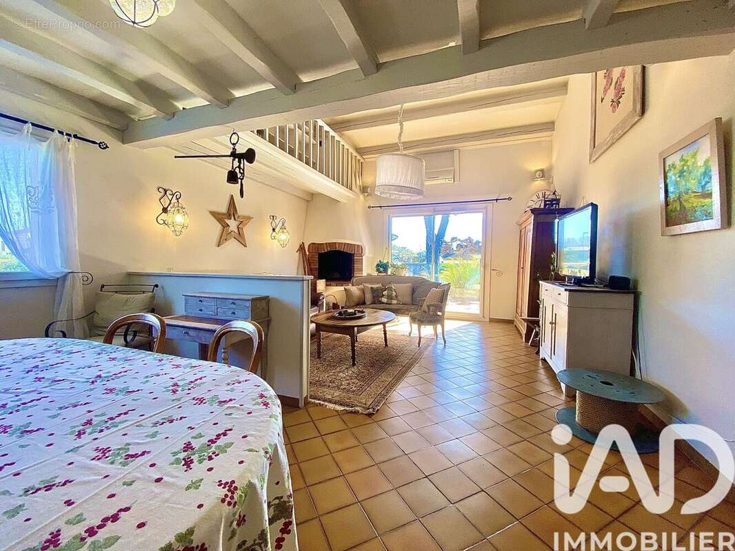 Photo 9 - Maison à LAPALUD