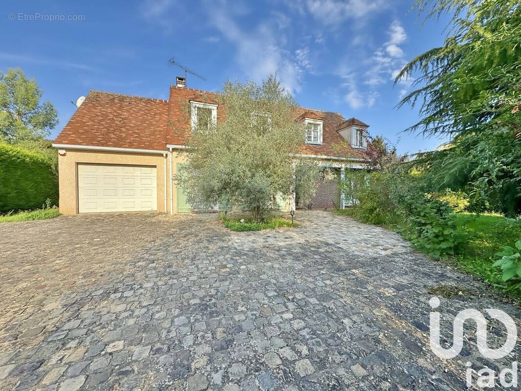 Photo 1 - Maison à PUISELET-LE-MARAIS