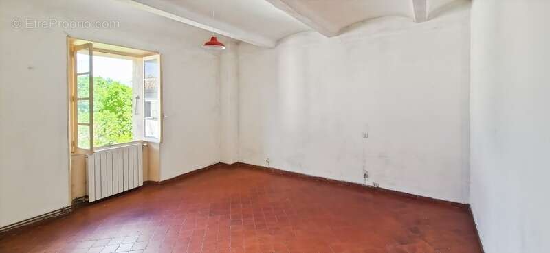 Appartement à GAGNIERES