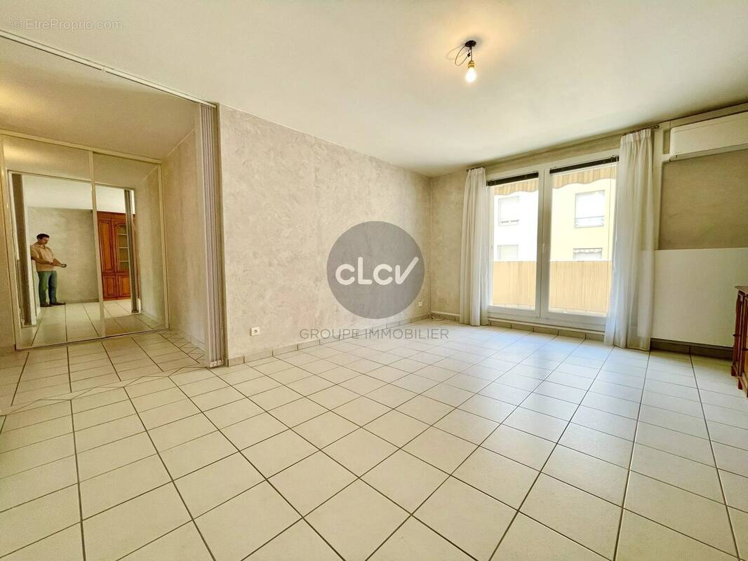 Appartement à FONTAINES-SUR-SAONE
