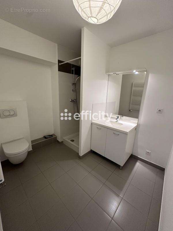 Appartement à MARCY-L&#039;ETOILE