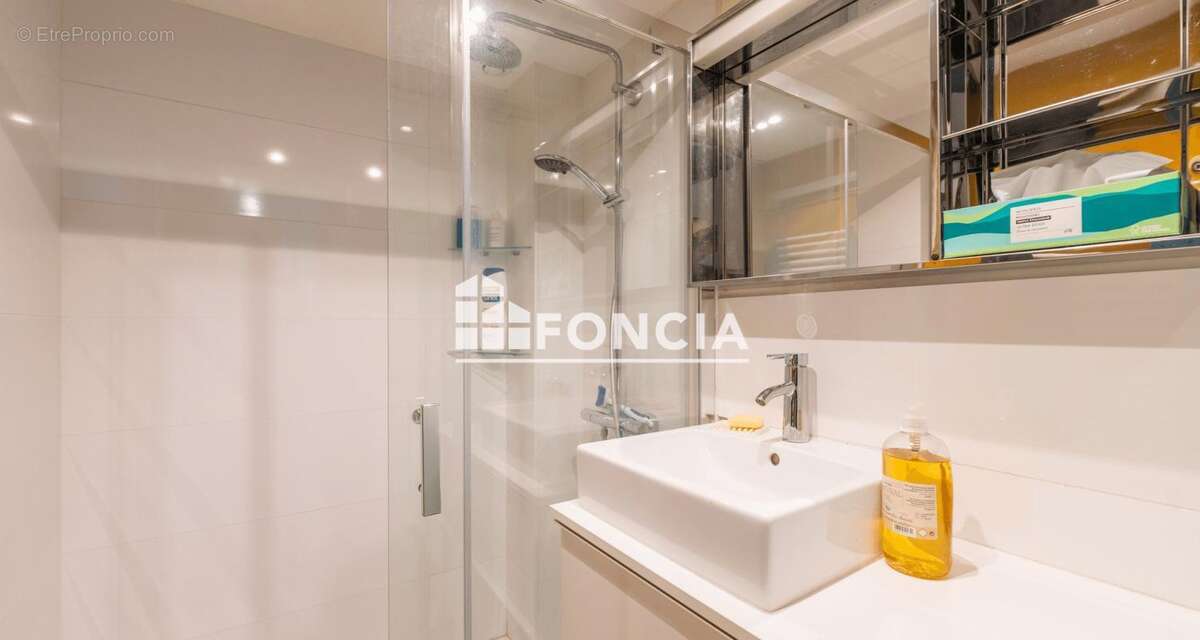 Appartement à PARIS-19E