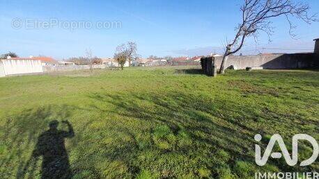Photo 1 - Terrain à TILLIERES