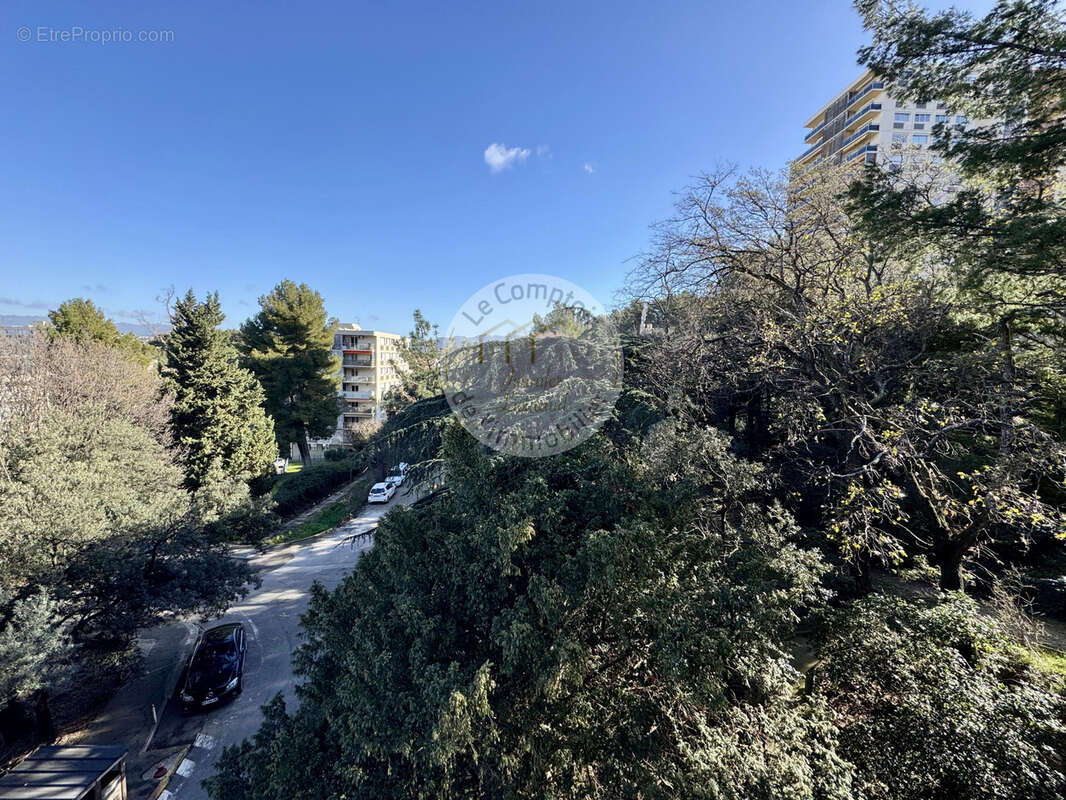 Appartement à MARSEILLE-10E