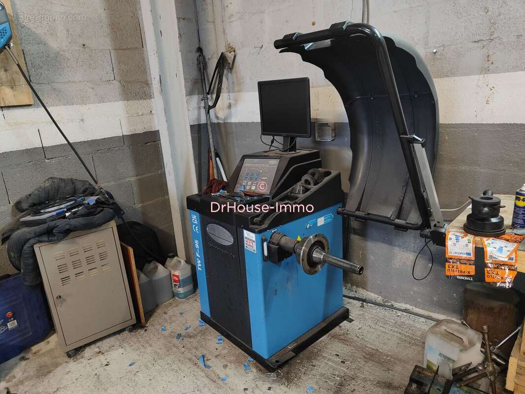 Commerce à L'ISLE-D'ESPAGNAC