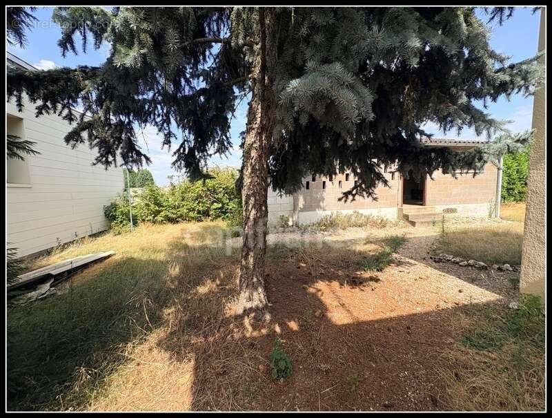 Maison à vendre 3 pièces LE PETIT QUEVILLY (76) - photo 12