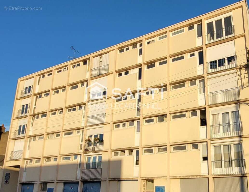 Photo 5 - Appartement à FLEURY-LES-AUBRAIS