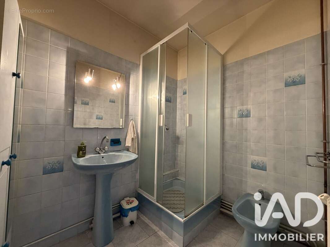 Maison 76 m² à La Rochelle  - photo 5
