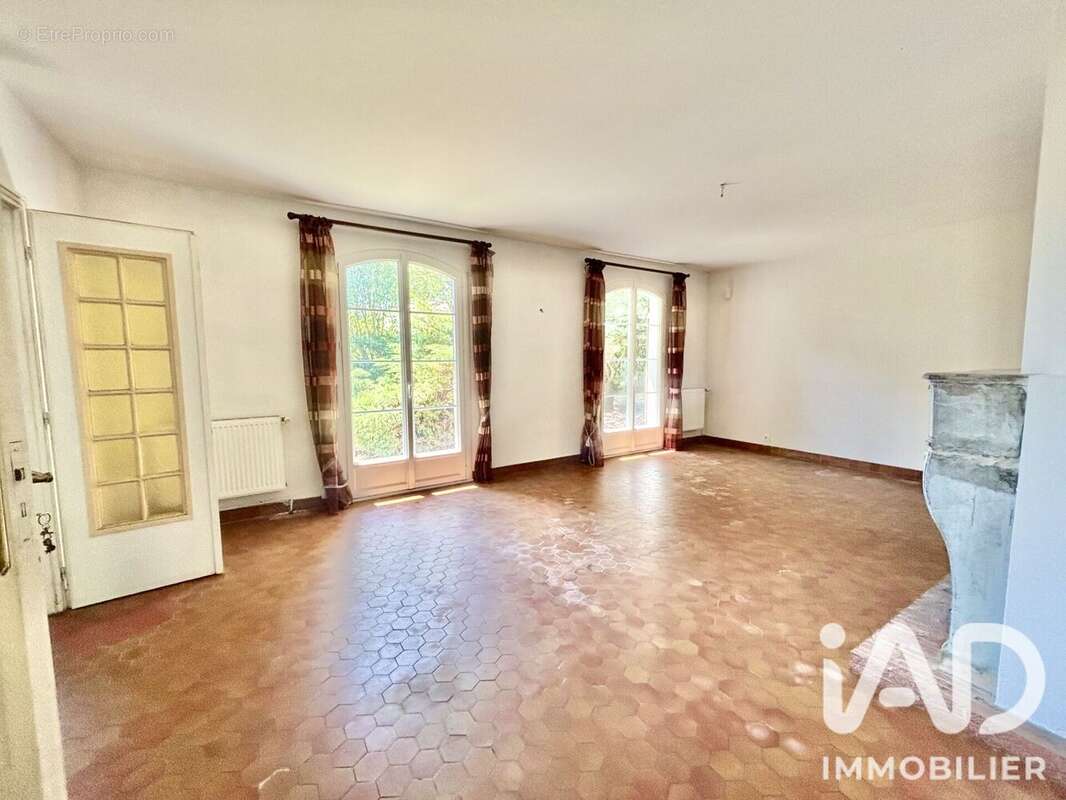 Maison 167 m² à Pessac  - photo 4