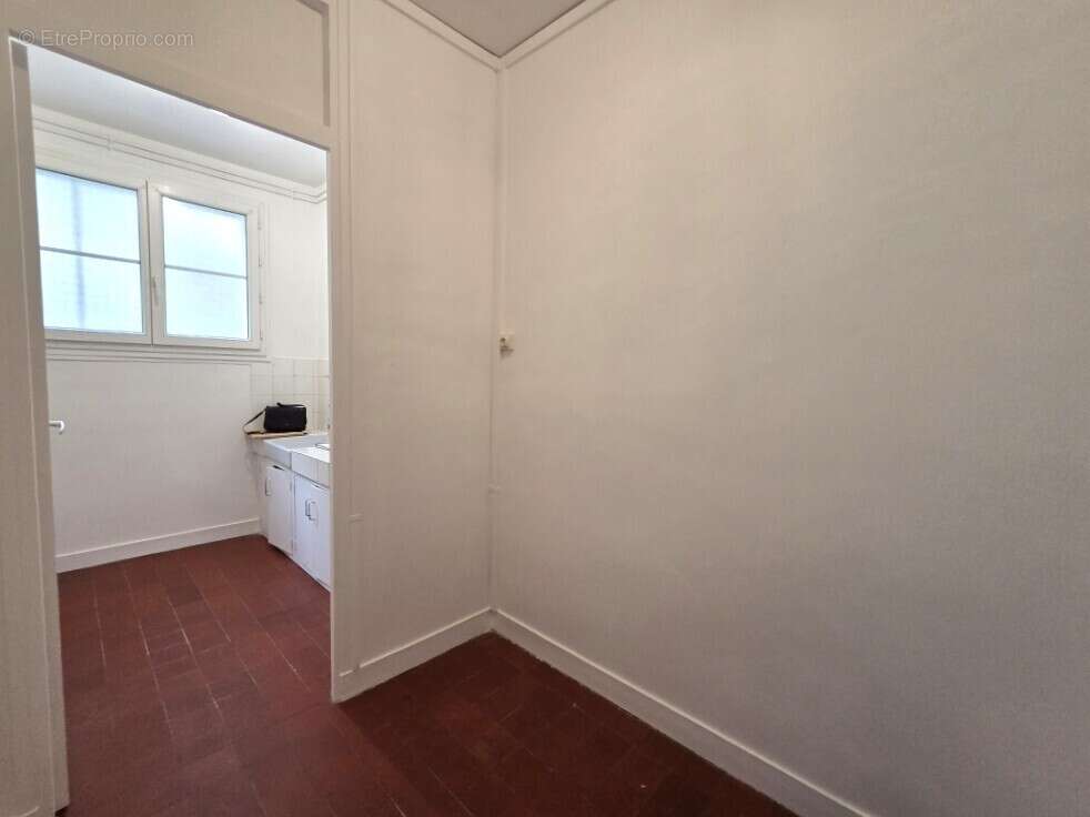 Appartement à ISSY-LES-MOULINEAUX