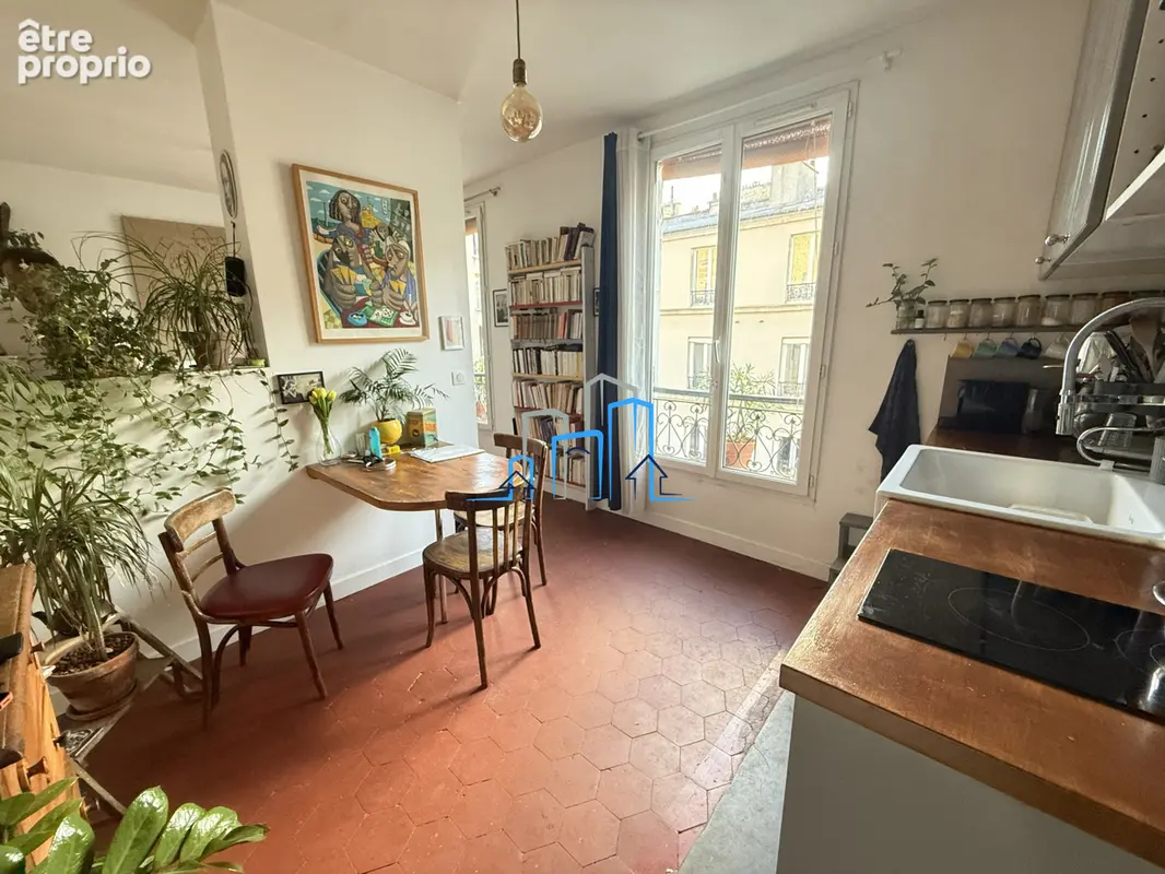 Appartement à PARIS-11E
