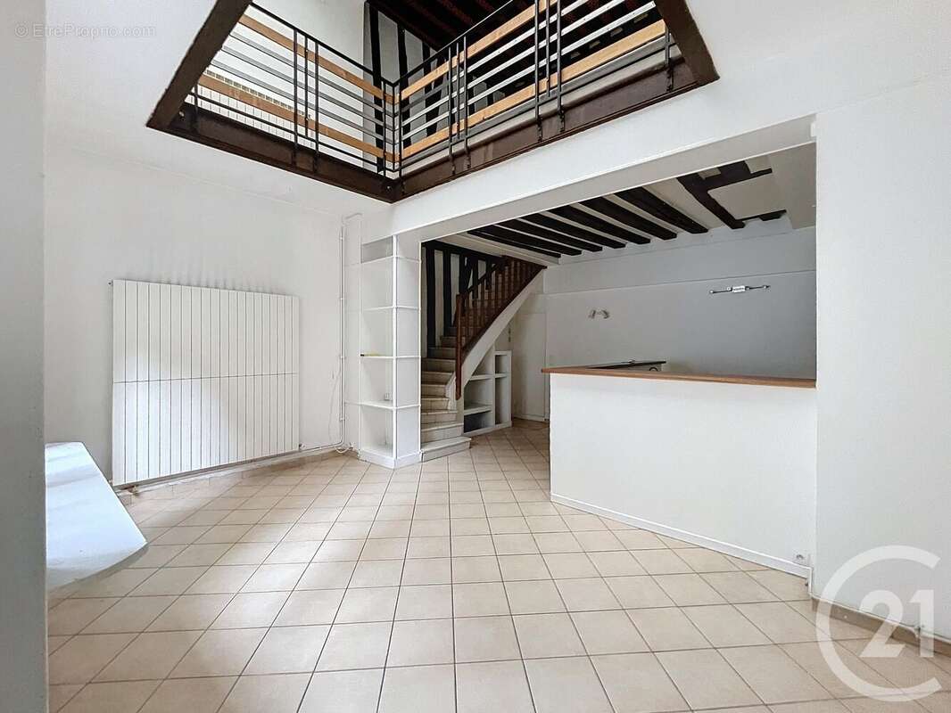 Appartement à SENS