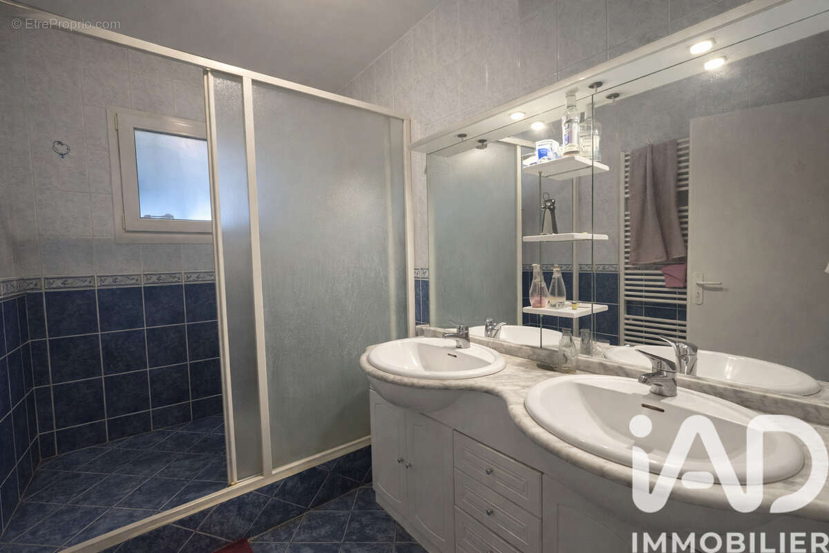 Photo 7 - Maison à VERINES