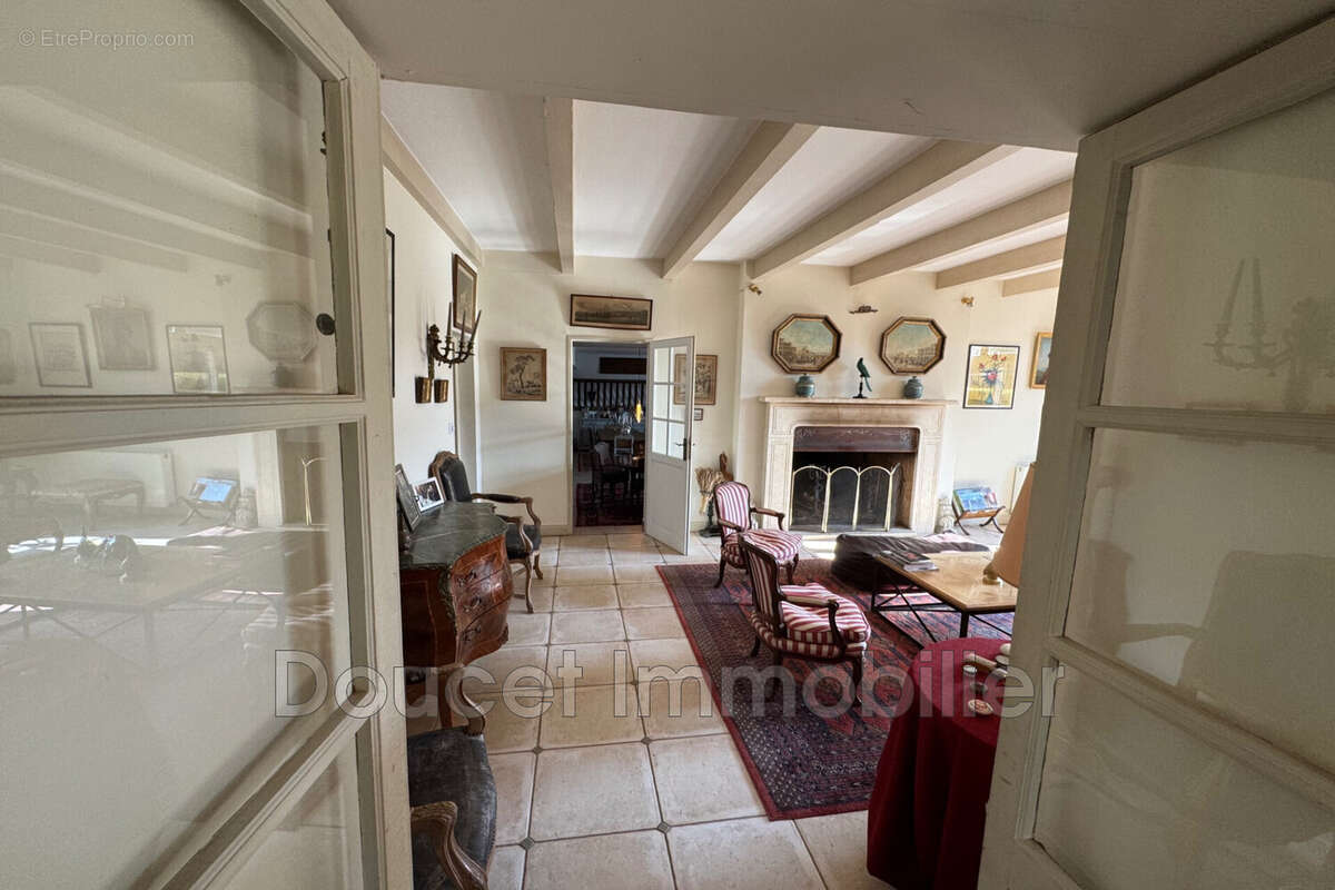 Maison à ESPONDEILHAN