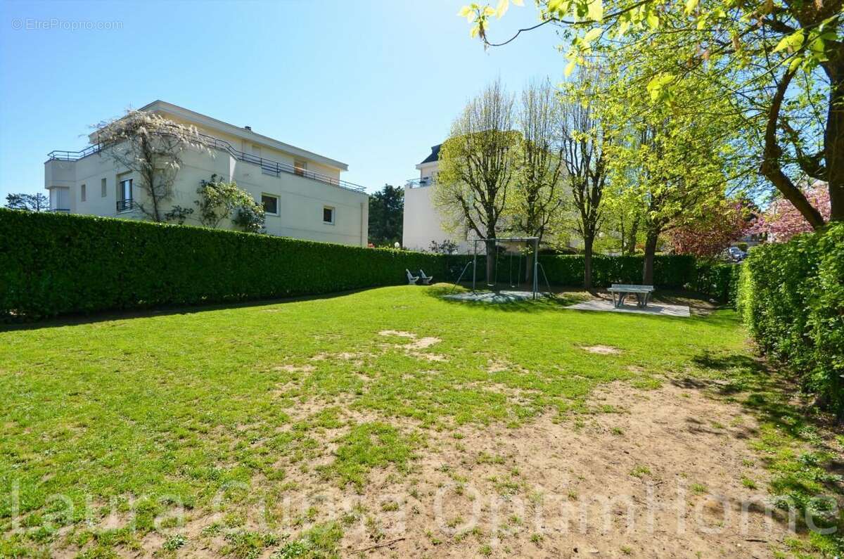 Sceaux - 8 min rer - 3/4 p - 65,67 m² - balcon - dernier etage - cave - parking libre dans residence fermee - photo 17