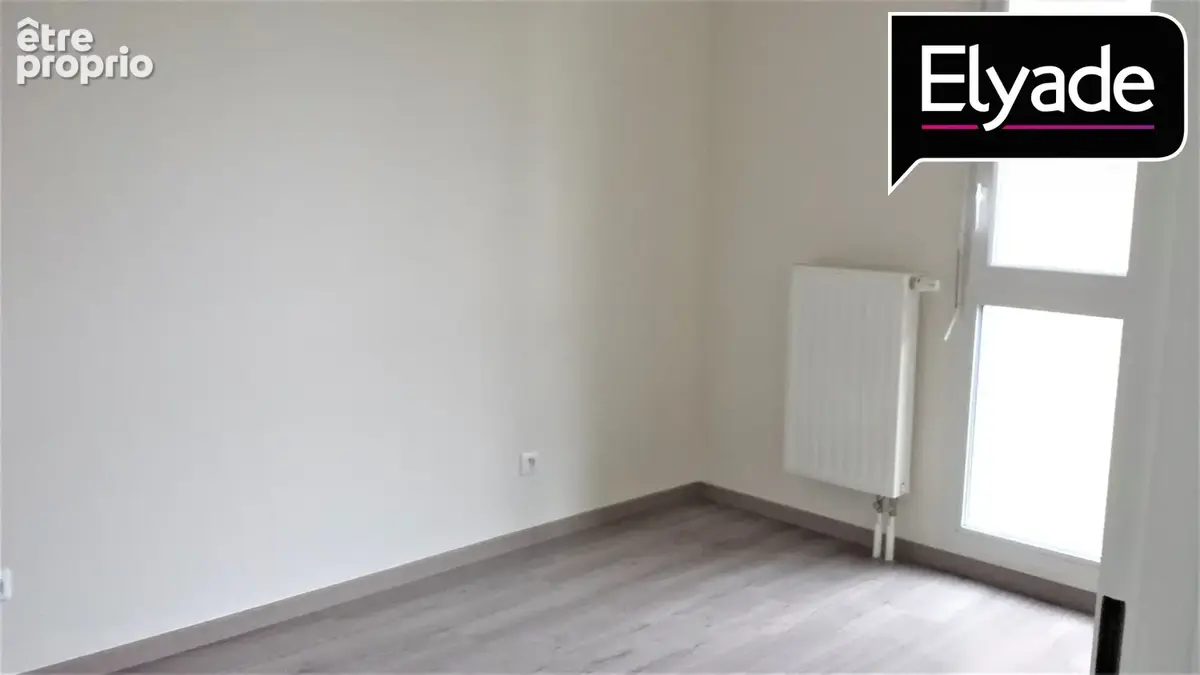 Appartement 35 m² à Douai  - photo 5