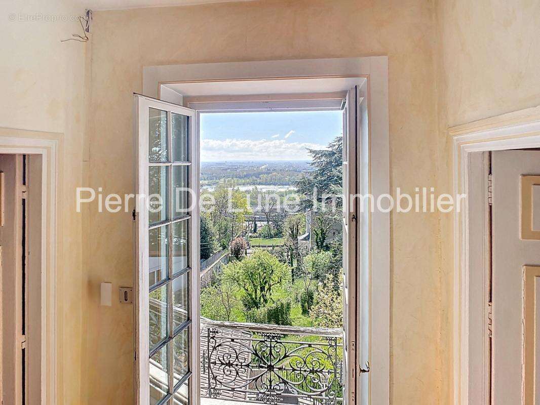 Maison à CALUIRE-ET-CUIRE