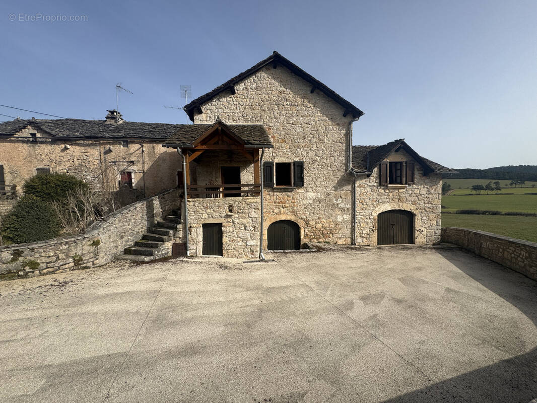 Maison à LE MASSEGROS