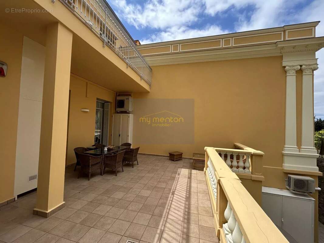 Menton Garavan – Luxueux 3 pièces avec vastes terrasses, vue mer panoramique - photo 18