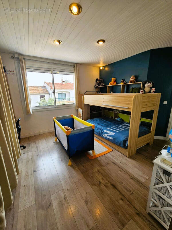 Maison à SAINT-ESTEVE