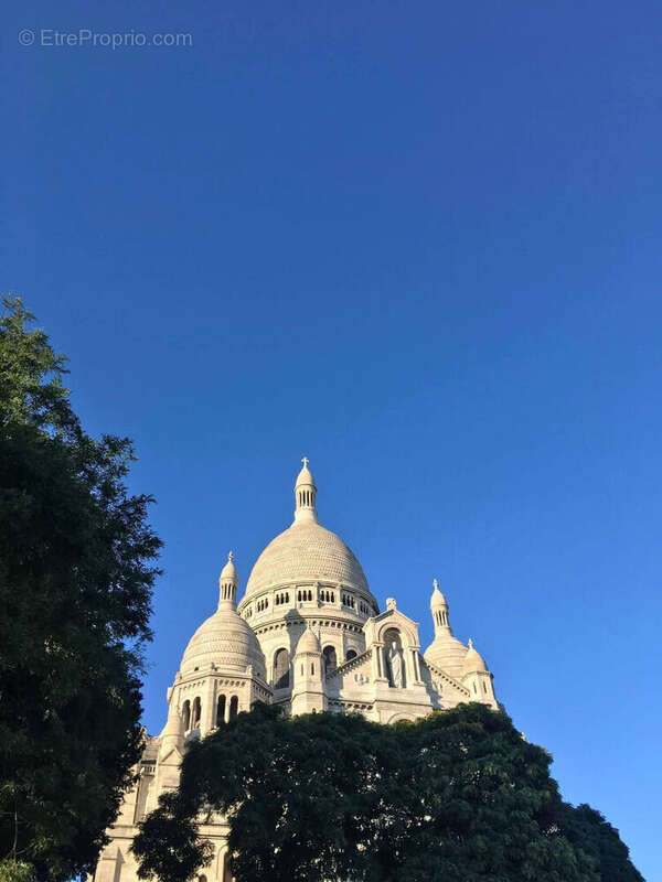 Appartement à PARIS-18E