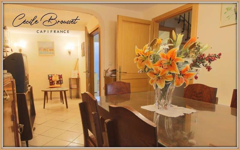 Maison à SAINT-LAURENT-DE-CERDANS