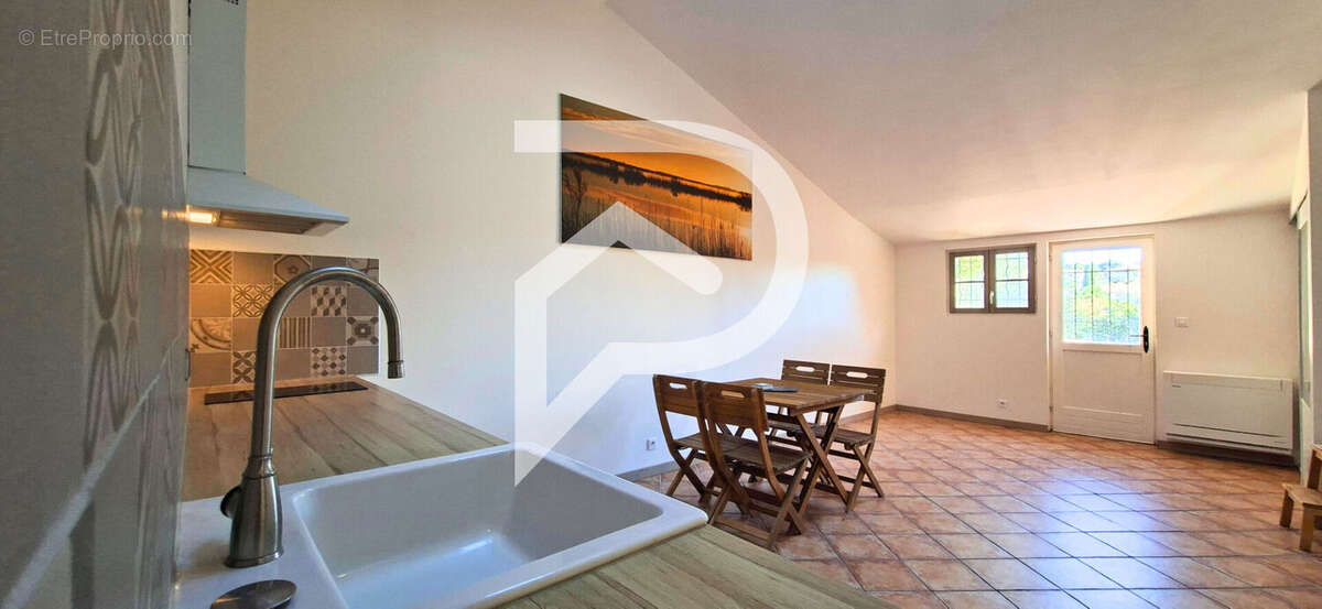 Maison à SAINT-GILLES