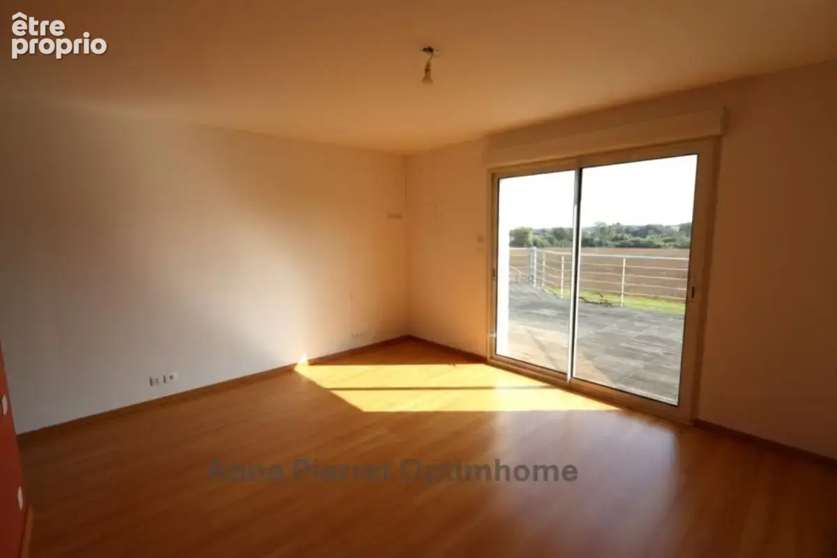 À VENDRE – Grande maison de plain-pied de 224 m² habitable (4 chambres) avec vue exceptionnelle sur forêt et plaine à Vaux-devan - photo 10