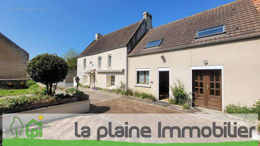 Maison à BENOUVILLE