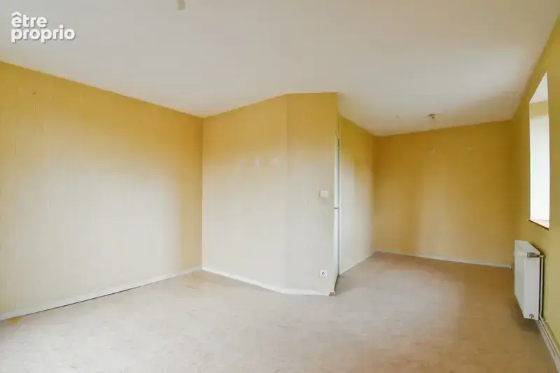 Immeuble à vendre HURIEL (03) Grande maison avec deux logements - photo 9