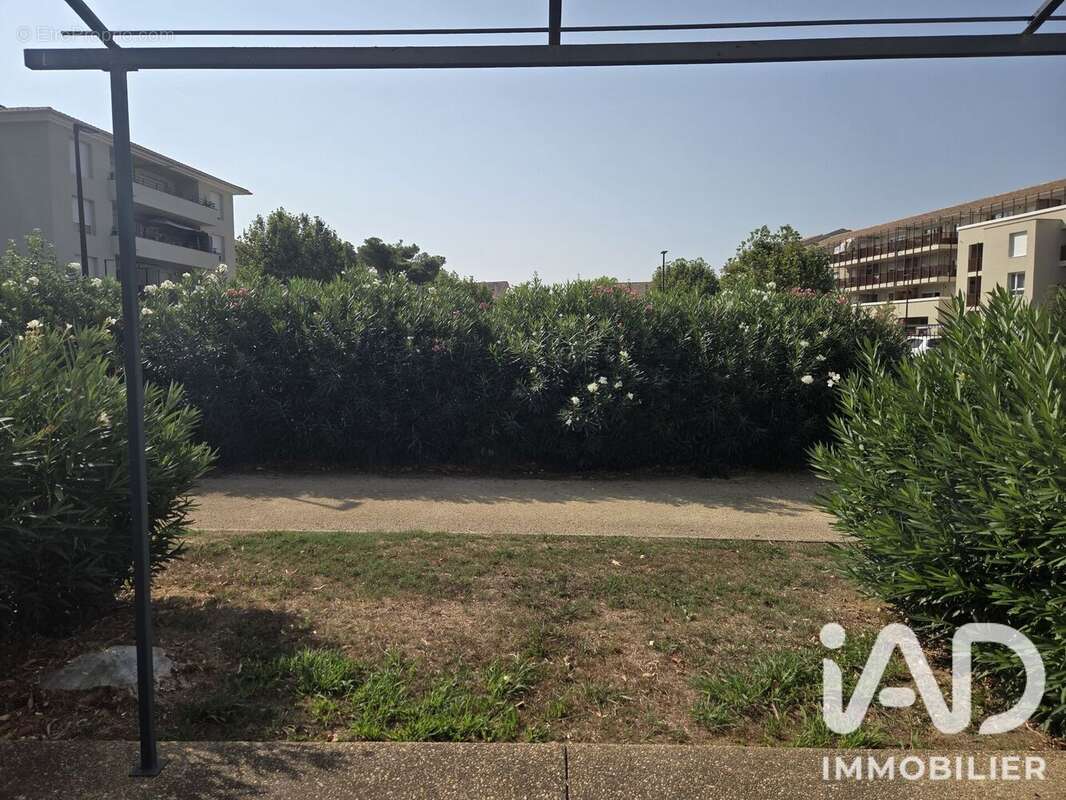 Appartement 78 m² à Saint-Martin-De-Crau  - photo 2