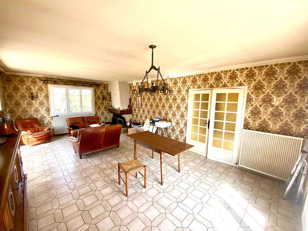 Maison à SAINT-LEU-LA-FORET
