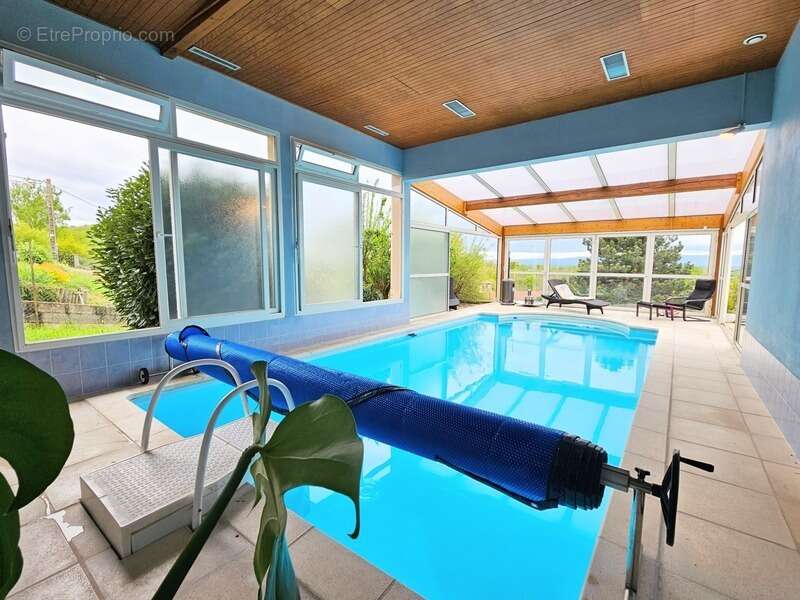 Maison à SAINT-GALMIER