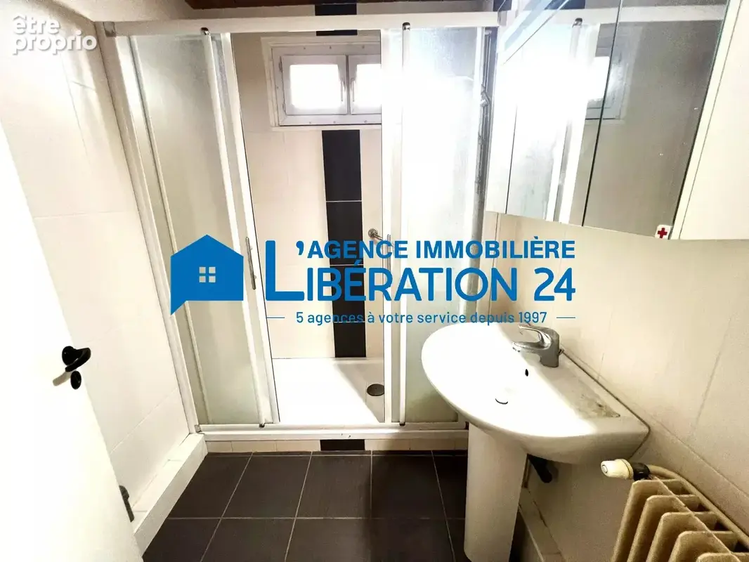 Appartement T5 95m² Balcons Terasse Ascenseur Garage Cave - photo 15