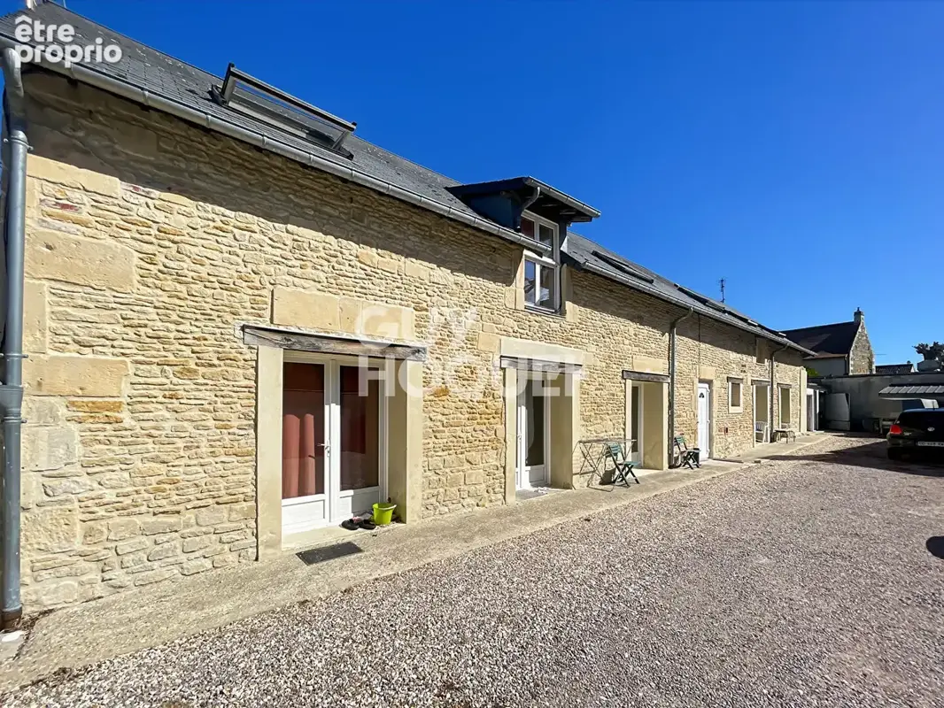 Caen ensemble immobilier en monopropriété 10 lots - photo 1