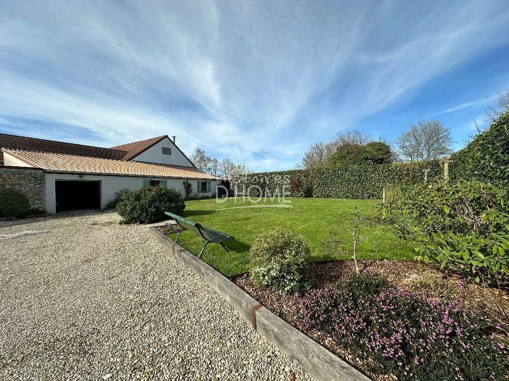 Maison à LA FERTE-GAUCHER