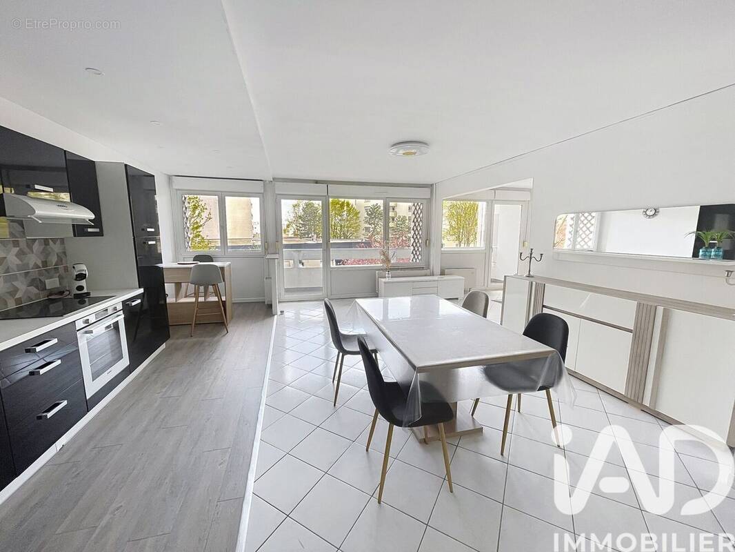 Photo 1 - Appartement à REIMS