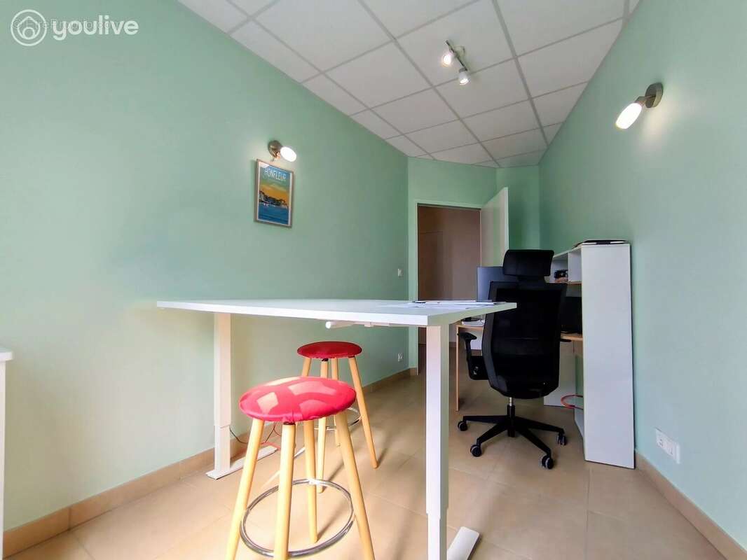 Opportunité rare – Local professionnel haut de gamme, prêt à l'emploi ! - photo 17
