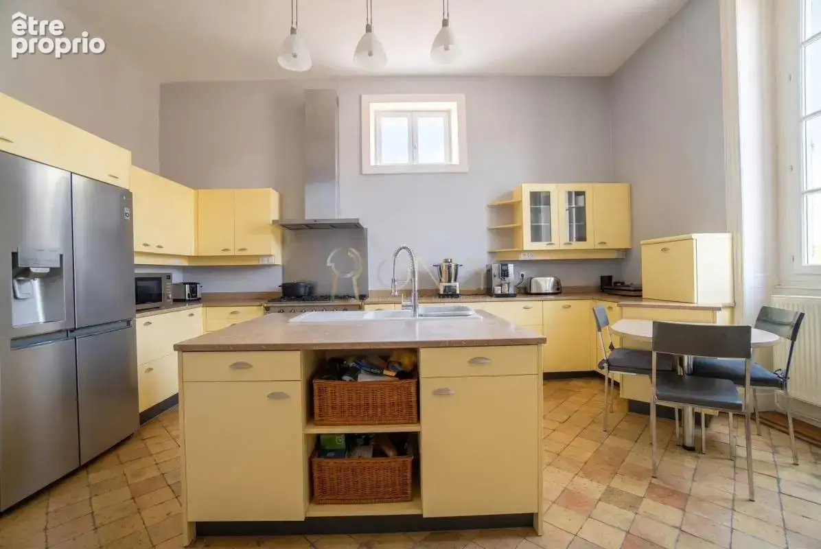 Liergues - Appartement T4 - Centre Village - photo 8