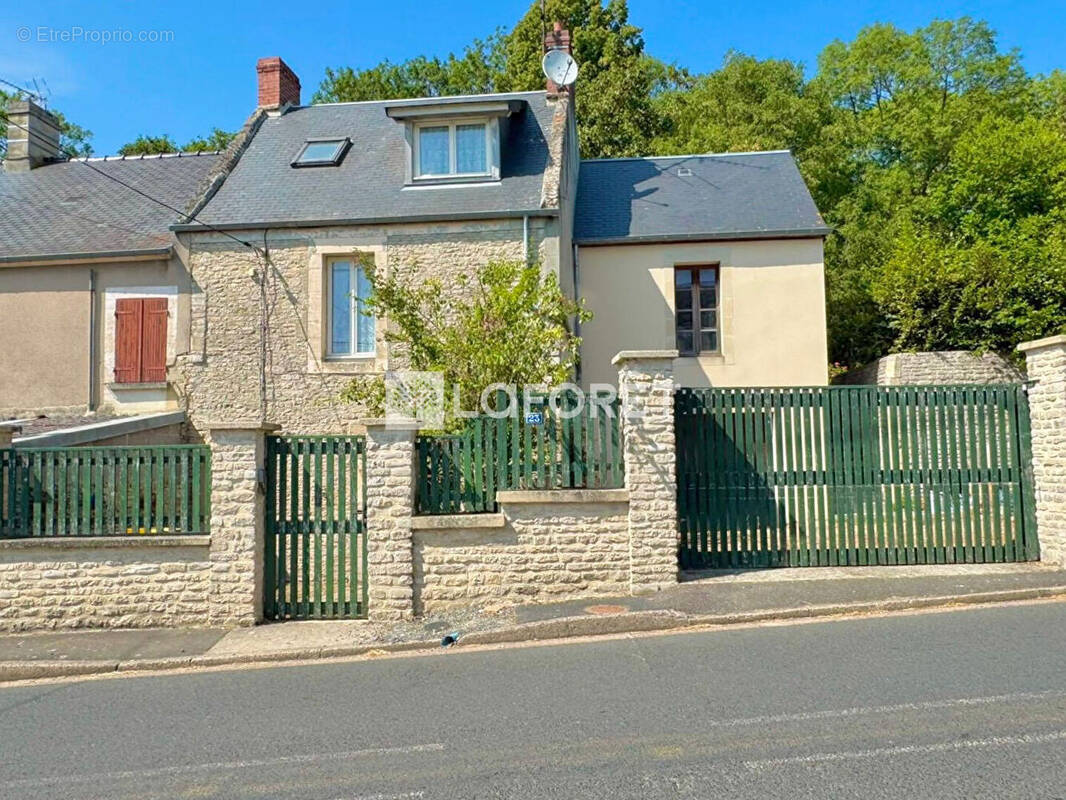 Maison à CREULLY