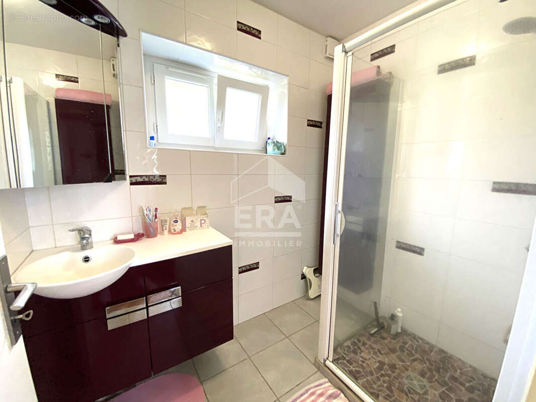 Maison à LESTELLE-BETHARRAM