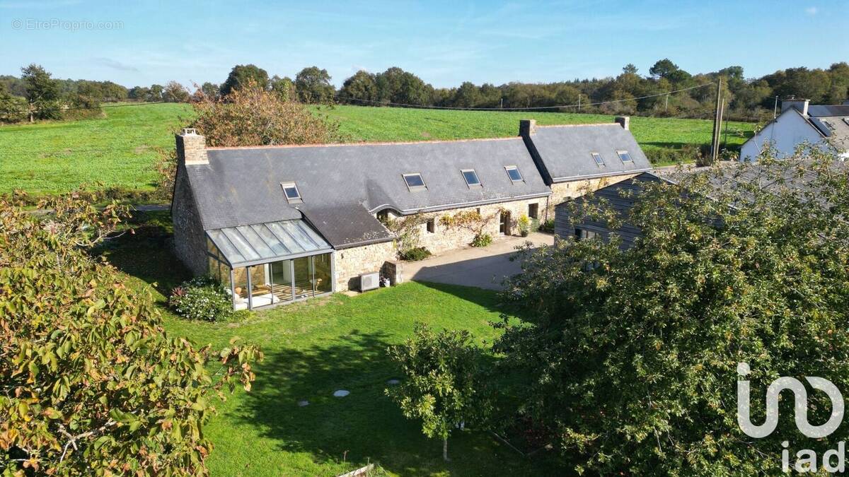 Photo 1 - Maison à PLUMERGAT